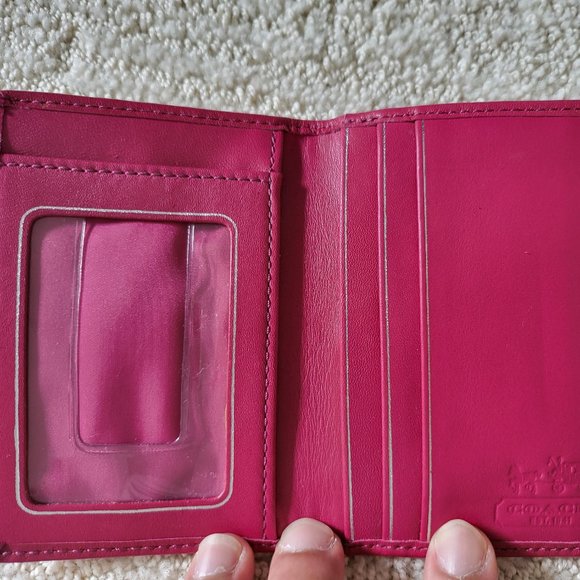 COACH Cardholder - Picture 5 of 5